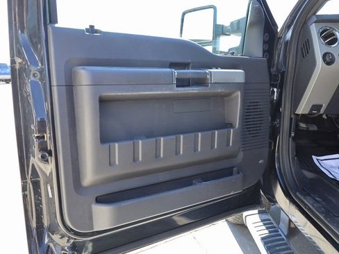 Used 2016 Ford F250 Lariat w/ Lariat Ultimate Package AWD/4WD image 10