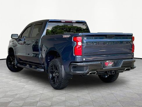 Used 2021 Chevrolet Silverado 1500 LT Trail Boss w/ Convenience Package II AWD/4WD image 4