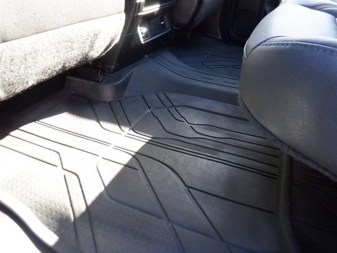 Used 2023 Chevrolet Silverado 2500 W/T w/ WT Fleet Convenience Package image 11