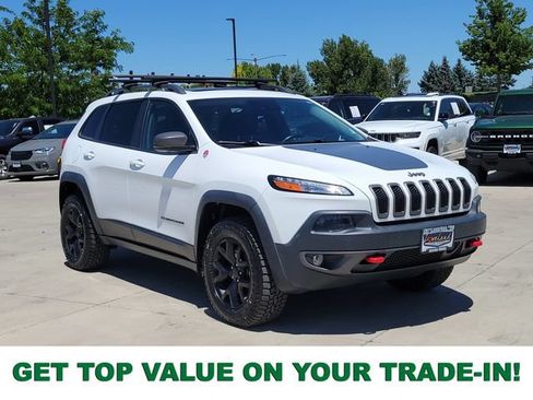 Used 2018 Jeep Cherokee Trailhawk w/ Quick Order Package 27L AWD/4WD image 1