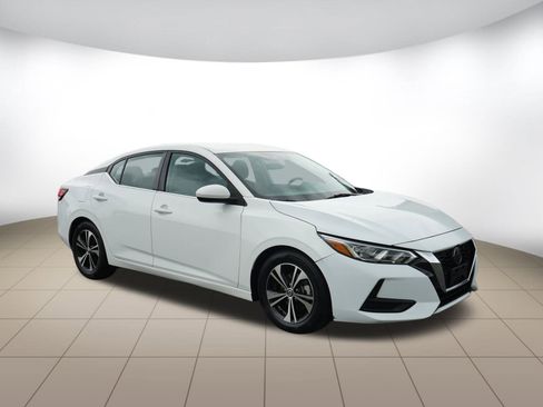 Used 2021 Nissan Sentra SV image 1