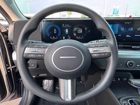 Used 2026 Hyundai Kona SE FWD image 24