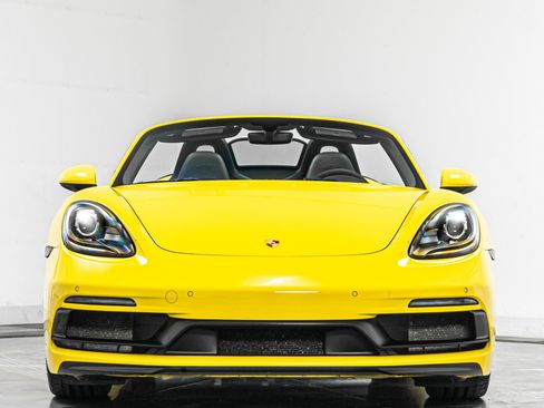 Used 2018 Porsche 718 Boxster GTS RWD image 4