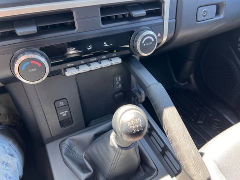 Used 2024 Toyota Tacoma SR image 22