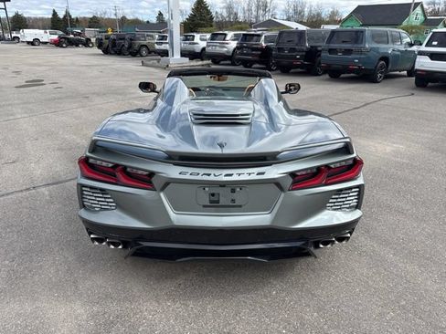 Used 2022 Chevrolet Corvette Stingray Preferred Conv w/ Z51 Performance Package RWD image 5