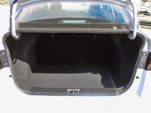 New 2025 Nissan Versa SR w/ Trunk Package FWD image 12