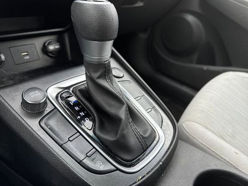 Used 2023 Hyundai Kona SEL w/ Cargo Package image 25