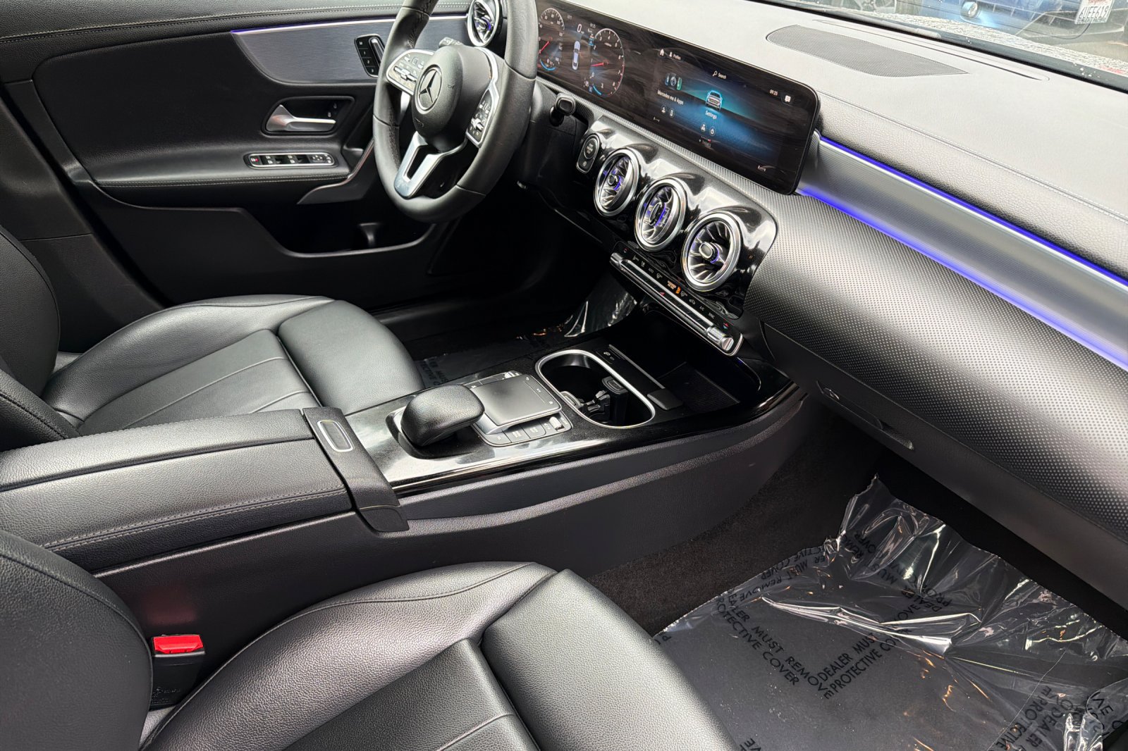 Used 2023 Mercedes-Benz CLA 250 w/ Premium Package image 16