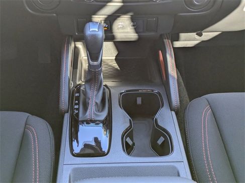 Used 2022 Nissan Frontier Pro-X w/ Technology Package image 17