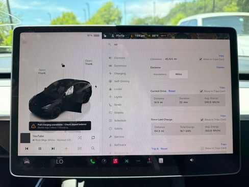 Used 2023 Tesla Model Y Performance AWD/4WD image 4