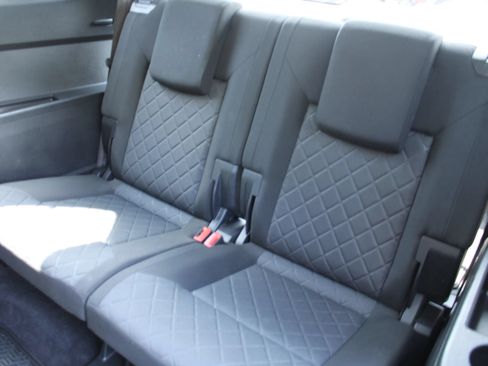 Used 2018 Volkswagen Atlas Launch Edition FWD image 20