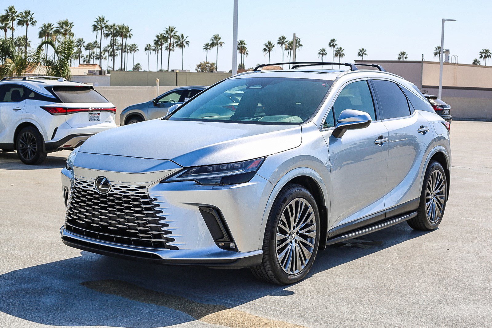 Used 2023 Lexus RX 350 FWD w/ Accessory Package (A2) image 3