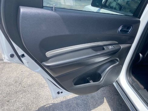 Used 2017 Dodge Durango SXT w/ Quick Order Package 23B AWD/4WD image 13