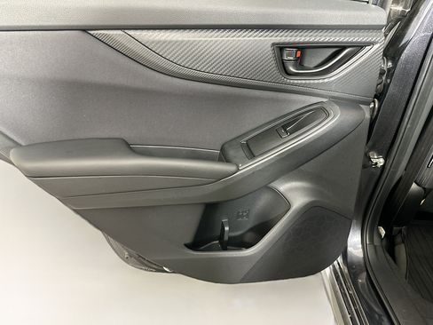 Used 2018 Subaru Crosstrek 2.0i Premium AWD/4WD image 24