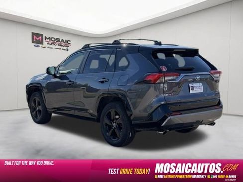 Used 2019 Toyota RAV4 XSE w/ XSE Weather Package AWD/4WD image 5