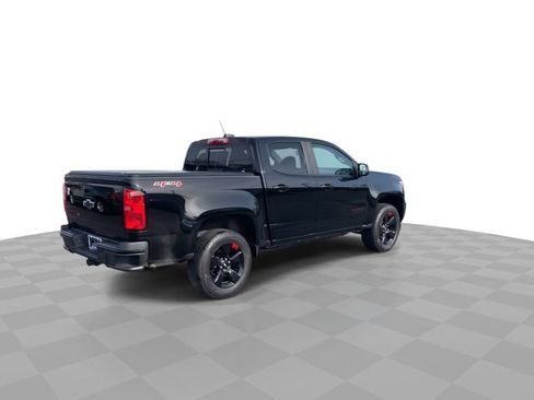 Used 2019 Chevrolet Colorado LT w/ Redline Special Edition AWD/4WD image 8