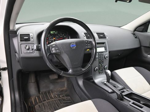 Used 2011 Volvo C30 T5 w/ Climate Pkg image 33