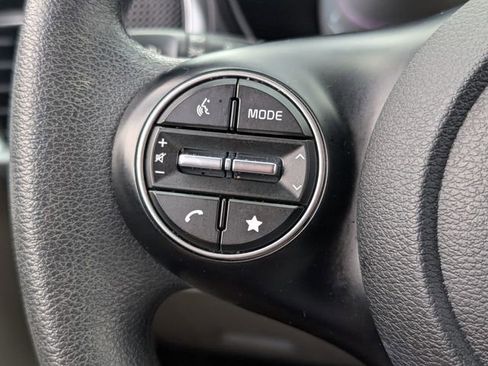 Used 2024 Kia Soul LX FWD image 27