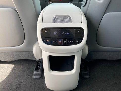 New 2026 Hyundai Ioniq 9 SEL image 39