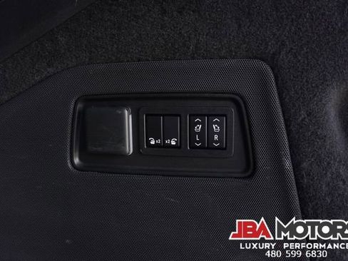 Used 2021 Cadillac Escalade Sport Platinum w/ LPO, ONYX Package image 94