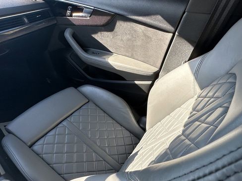 Used 2022 Audi S4 Premium Plus w/ Premium Plus Package image 17
