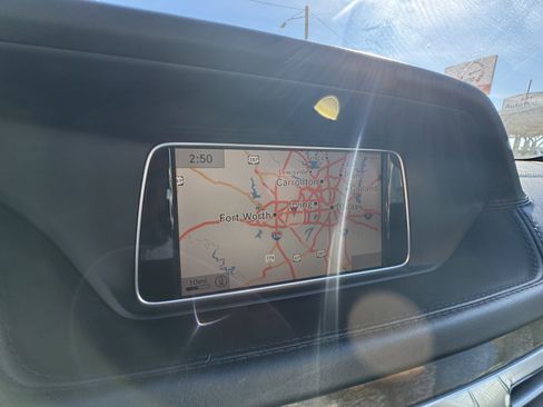 Used 2015 Mercedes-Benz E 400 Sedan image 15