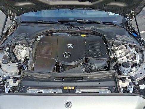 Certified 2022 Mercedes-Benz C 300 4MATIC Sedan image 28