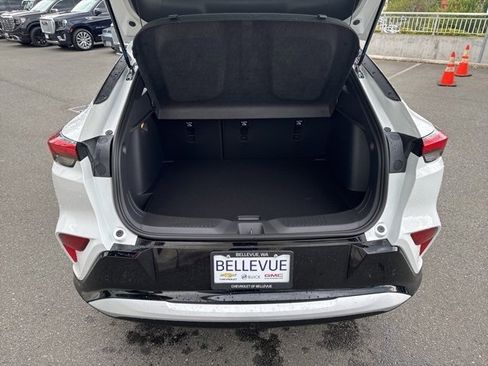 New 2025 Buick Envista Sport Touring image 17