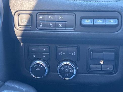 Used 2023 GMC Yukon Denali w/ Max Trailering Package image 14