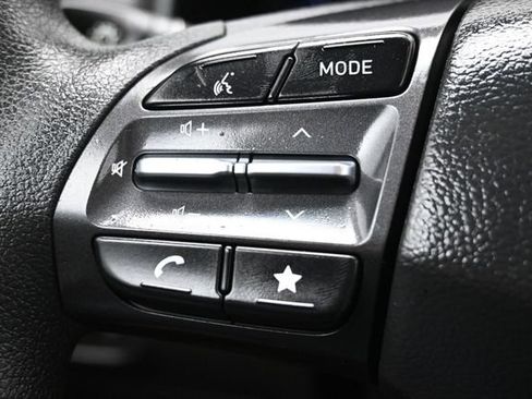 Used 2023 Hyundai Kona SEL FWD image 23
