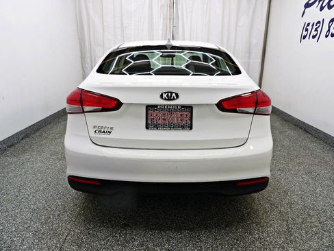Used 2017 Kia Forte LX image 6