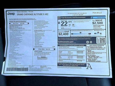 New 2025 Jeep Grand Cherokee Altitude image 14