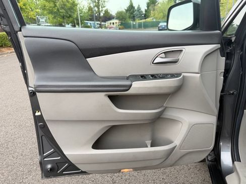 Used 2012 Honda Odyssey EX-L image 12