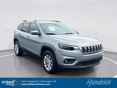 Used 2019 Jeep Cherokee Latitude w/ Cold Weather Group
