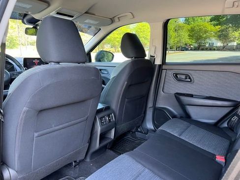 Used 2021 Nissan Rogue S FWD image 15
