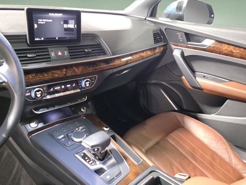 Used 2018 Audi Q5 2.0T Premium Plus image 16