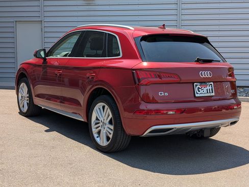 Used 2018 Audi Q5 2.0T Premium Plus w/ Premium Plus Package AWD/4WD image 5