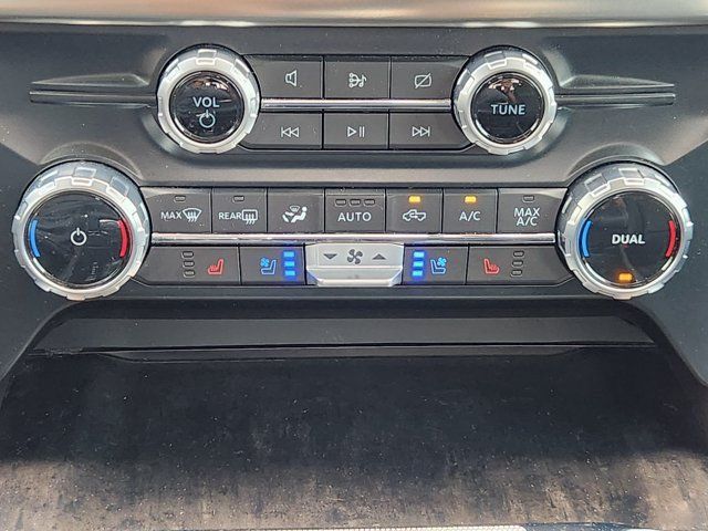 Used 2023 Ford F150 Lariat RWD image 17