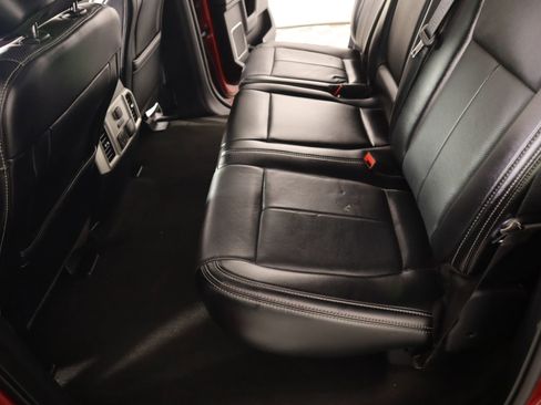 Used 2018 Ford F150 Lariat w/ Equipment Group 502A Luxury image 14