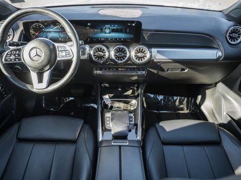 Certified 2023 Mercedes-Benz GLB 250 4MATIC image 21