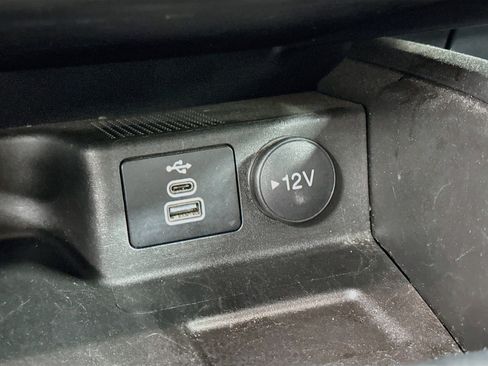Used 2025 Ford Escape ST-Line FWD image 25