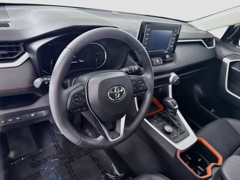 Used 2022 Toyota RAV4 Adventure AWD/4WD image 9
