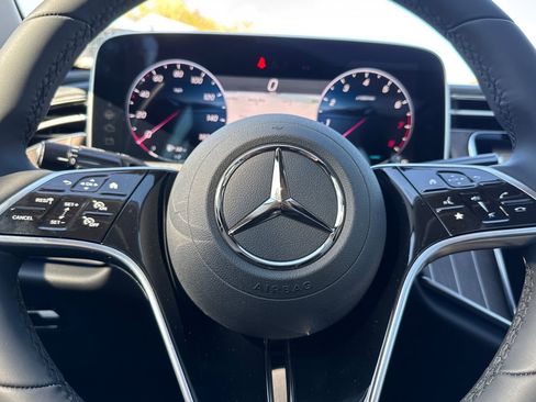 New 2026 Mercedes-Benz E 350 4MATIC Sedan image 28