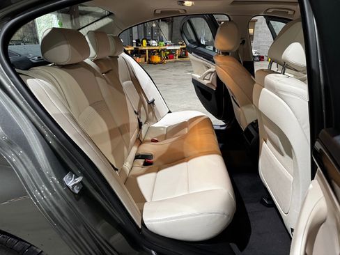 Used 2014 BMW 528i Sedan image 21