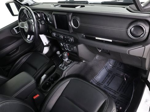 Used 2022 Jeep Wrangler Unlimited Sahara w/ LED Lighting Group image 29