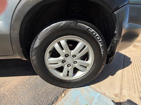 Used 2007 Hyundai Tucson SE FWD image 5