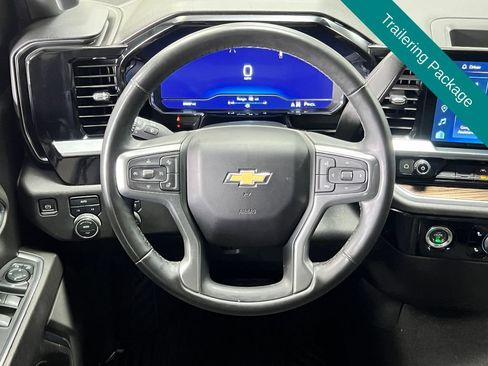 Used 2024 Chevrolet Silverado 1500 LT AWD/4WD image 4