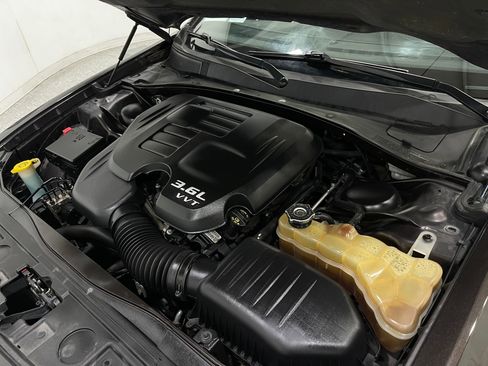 Used 2012 Chrysler 300 Limited RWD image 25