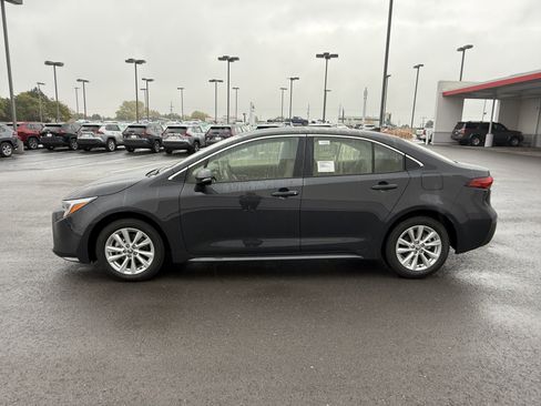 New 2026 Toyota Corolla XLE FWD image 11