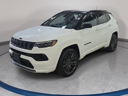 Used 2023 Jeep Compass High Altitude AWD/4WD image 1